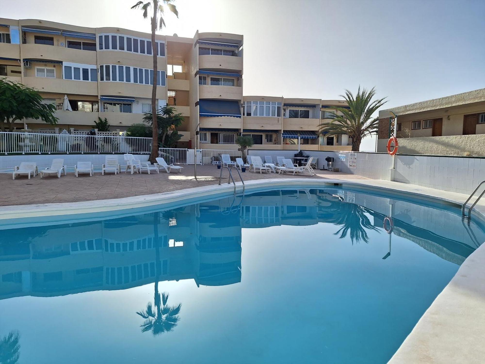 White And Quiet! Modern In San Agustin Appartamento San Bartolomé