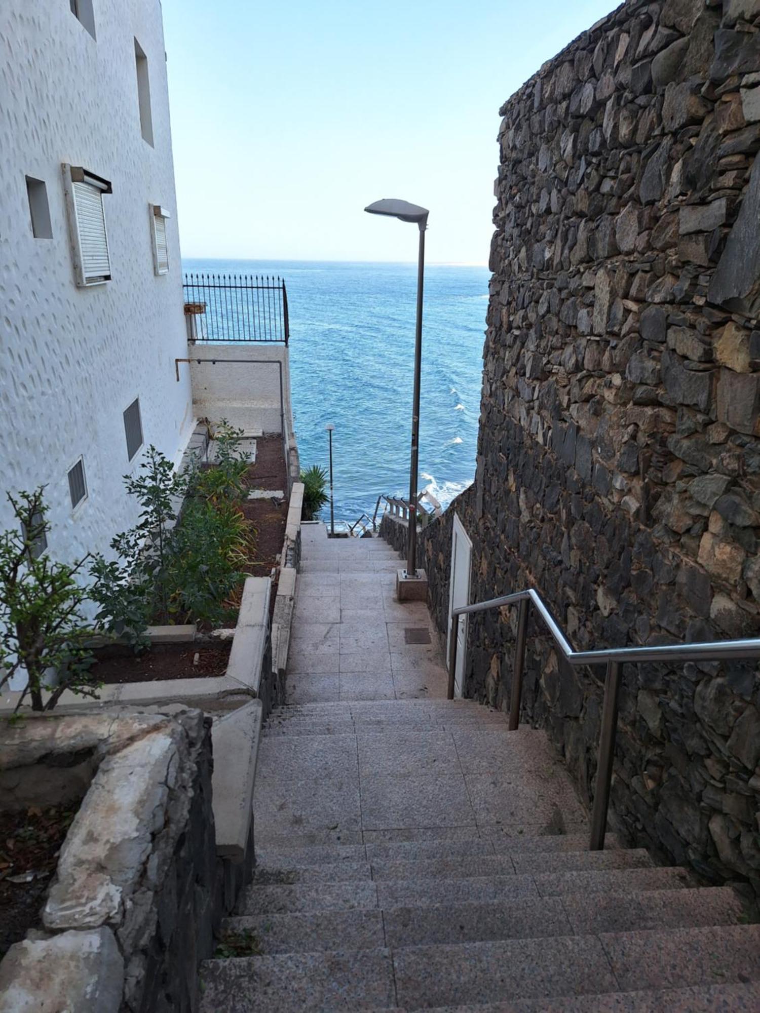 White And Quiet! Modern In San Agustin Appartement *